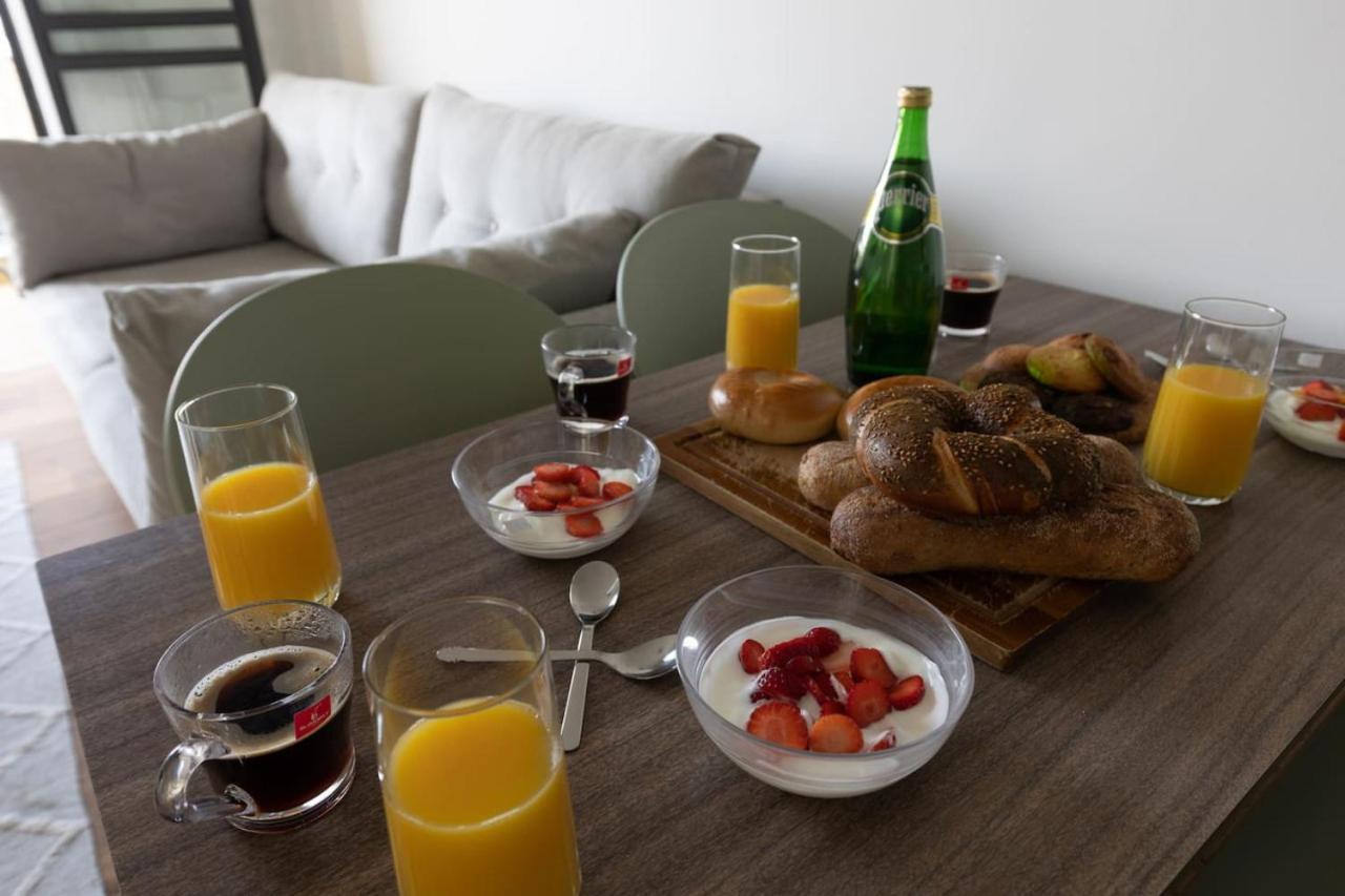Elegant Apartment W Balcony & Mamad In Heart Of Tel Aviv By Sea N' Rent المظهر الخارجي الصورة